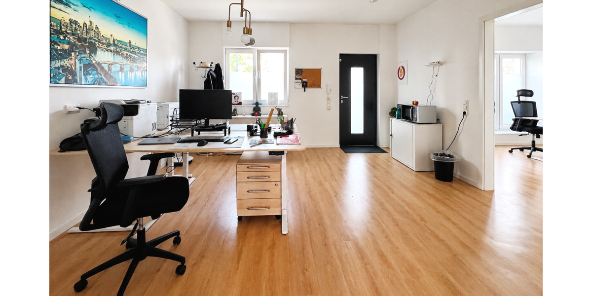 Büro 1