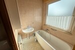 Schwalbach: Ruhig wohnen am Grüngürtel – Bungalow mit großem Garten und vielseitigem Raumangebot - Bungalow Schwalbach | Angebot:26534677